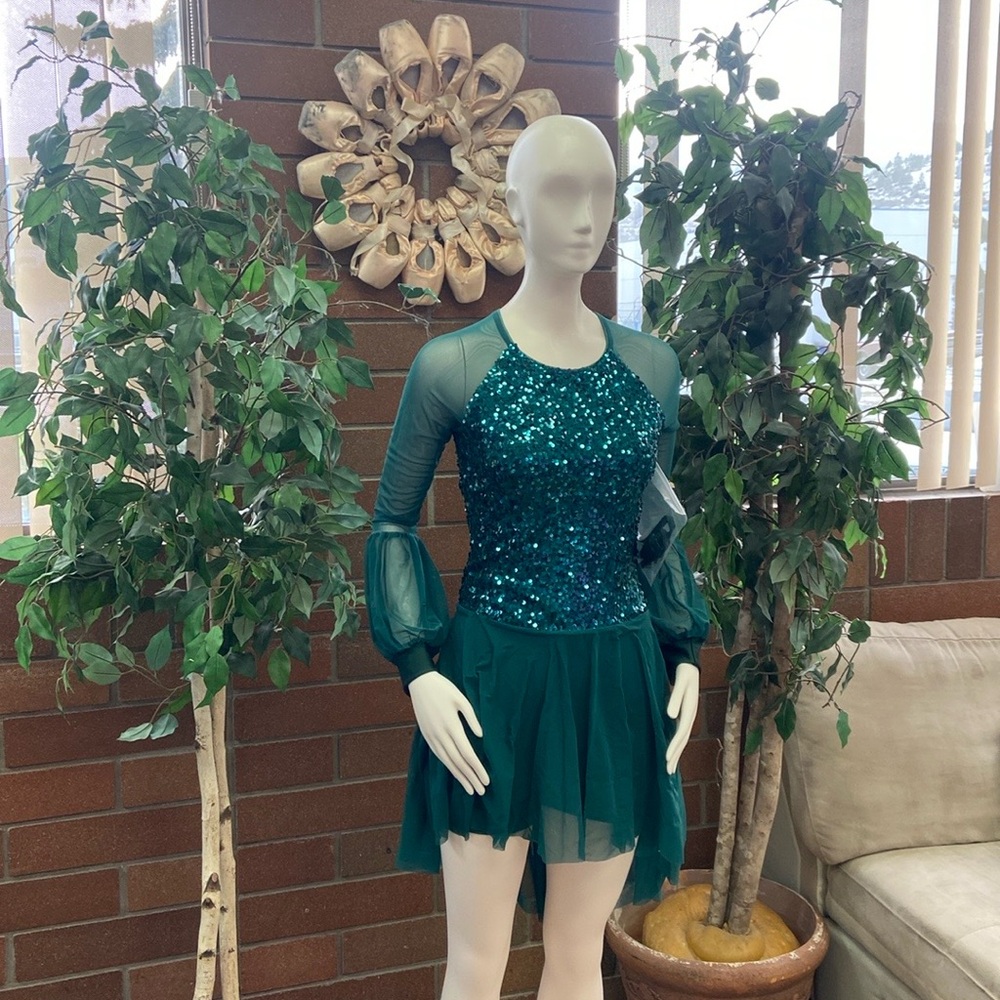 Gorgeous green kids dance costume